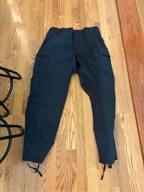 Propper Black work Cargo Utility Pants New With Tags Size L/R